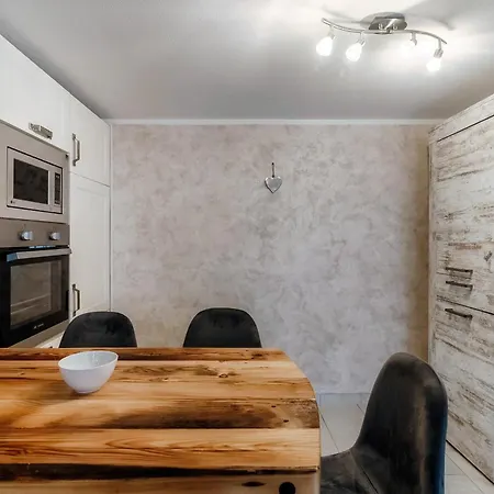 Casa Edera By Quokka 360 - Romantic Wooden House Solduno