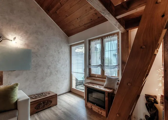 아파트 Casa Edera By Quokka 360 - Romantic Wooden House *