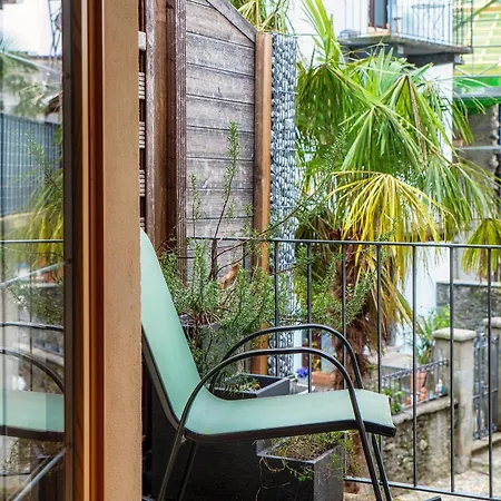 Casa Edera By Quokka 360 - Romantic Wooden House דירה