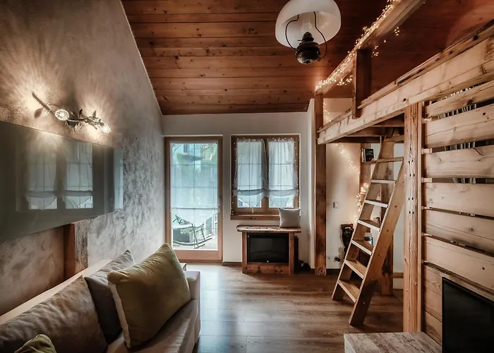 Daire Casa Edera By Quokka 360 - Romantic Wooden House *